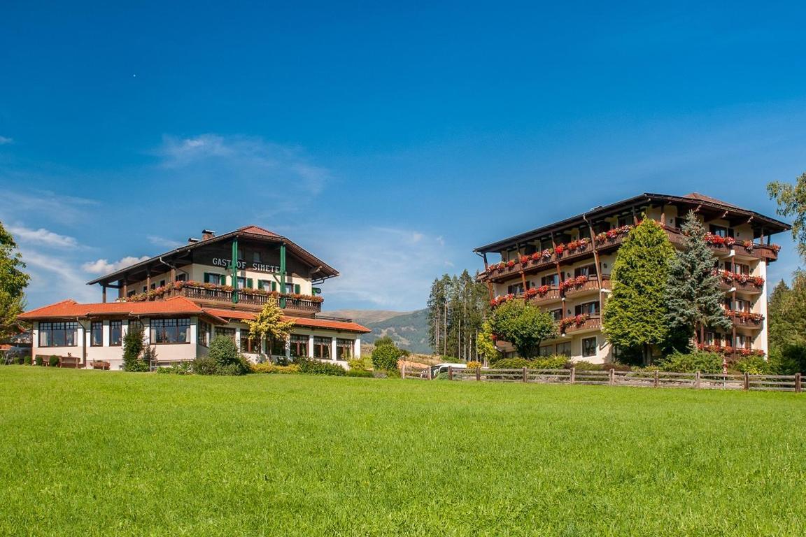 Hotel Landhof Simeter Gmbh Spittal an der Drau Exterior foto